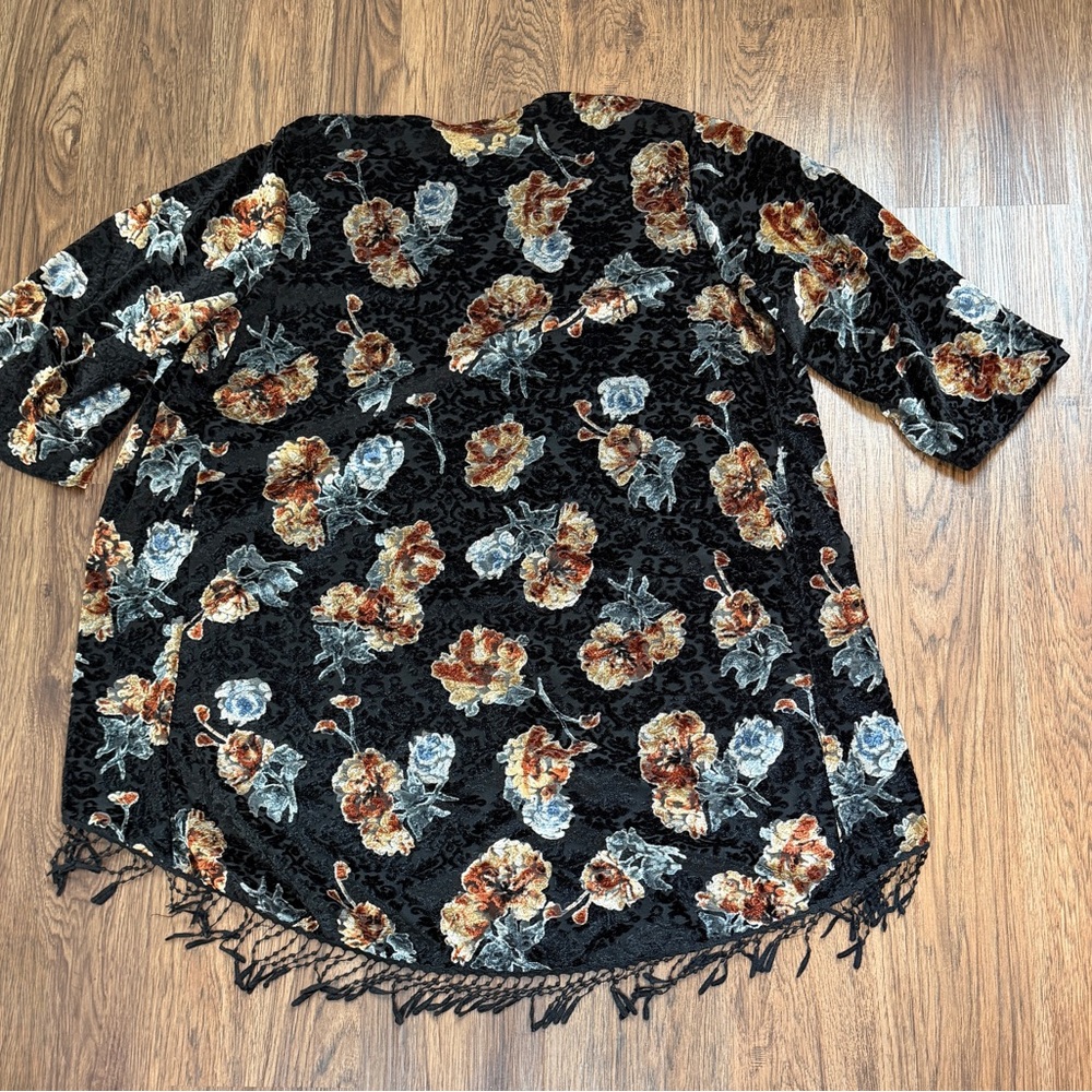 Floral Cardigan/Duster - Picture 5 of 5